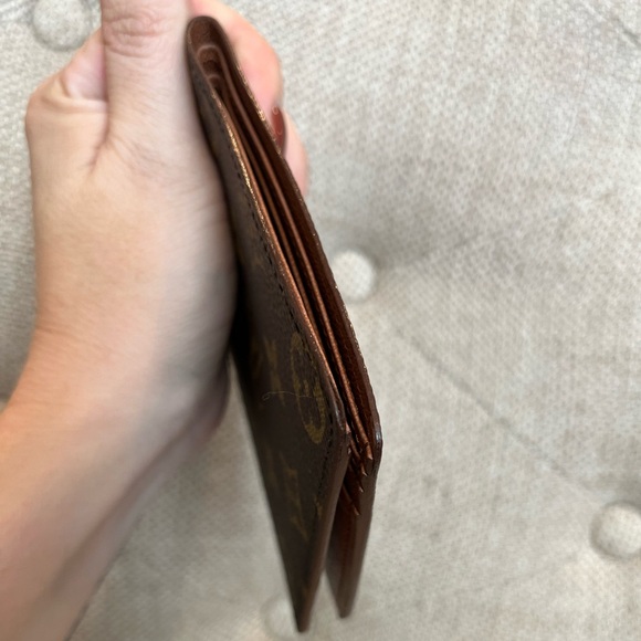SALE ⏰ Louis Vuitton Monogram Bifold Wallet - Picture 11 of 12